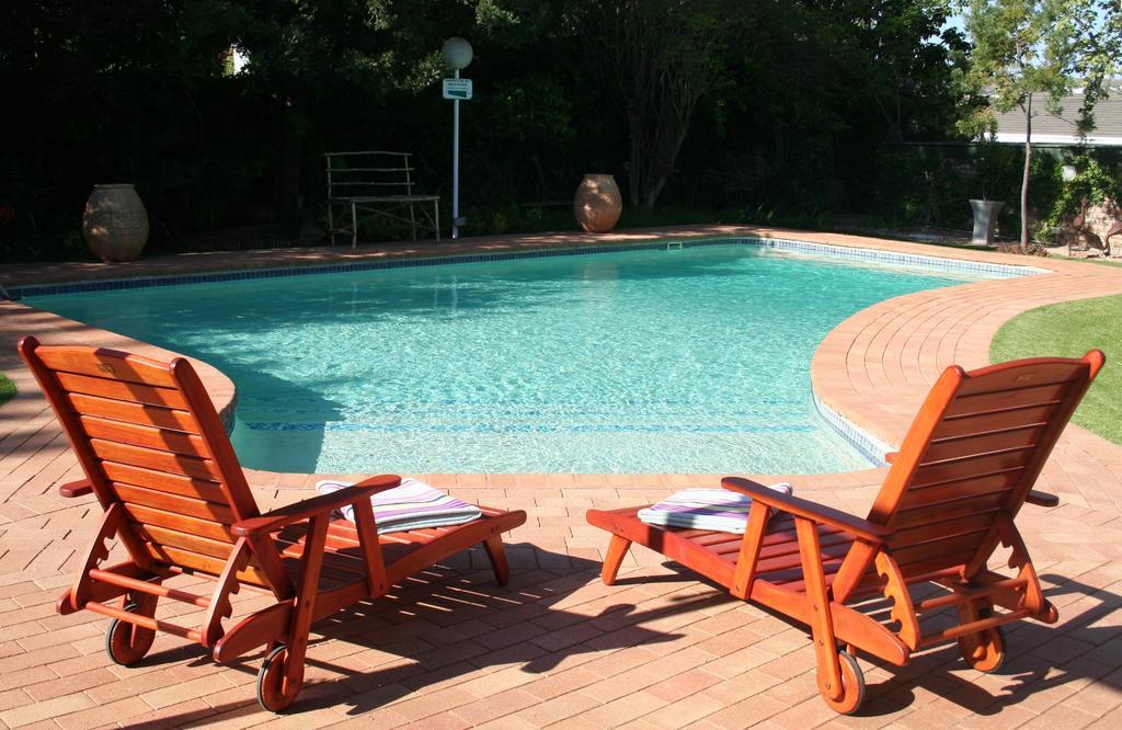 אאודטסהורן Raw Karoo Guest House מראה חיצוני תמונה