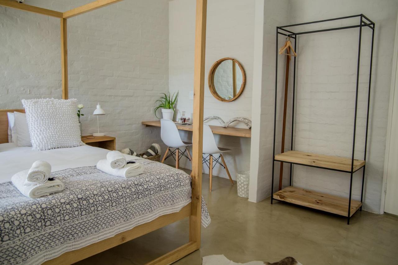 אאודטסהורן Raw Karoo Guest House מראה חיצוני תמונה